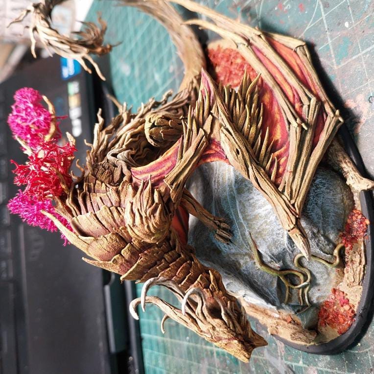 Briar Dragon image 03 painted showcase example