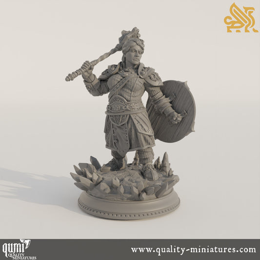 Kilda Swordreign – Kleriker des Kampfes – 32 mm 75 mm Tabletop-RPG Mini – Qumi – DM Stash