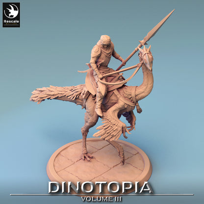 Oviraptor - Dinotopia - 32mm Tabletop RPG Mini - Qumi - Rescale Miniatures Quality Miniatures - Qumi