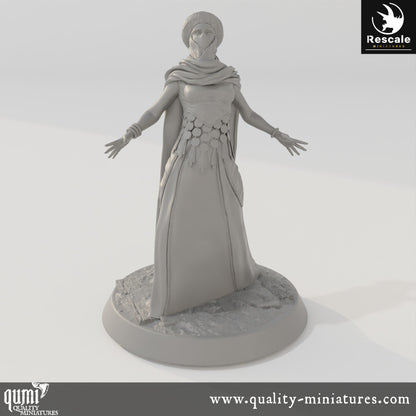 Tower Woman - Dinotopia - 32mm Tabletop RPG Mini - Qumi - Rescale Miniatures Quality Miniatures - Qumi