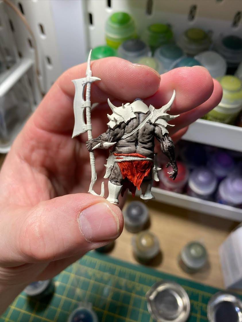 Colossus image 12 painted showcase example