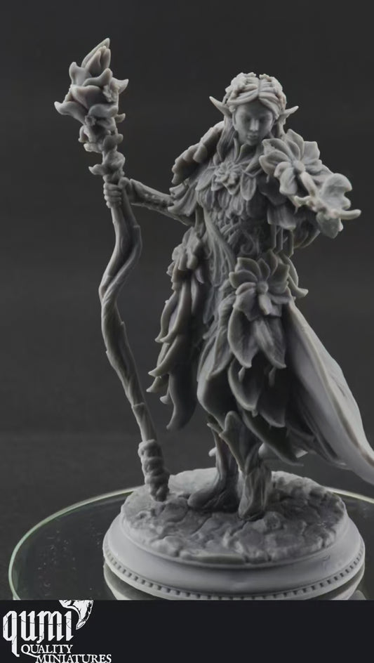 Tabletop Elf Miniature Synoria 32mm 75mm DM Stash