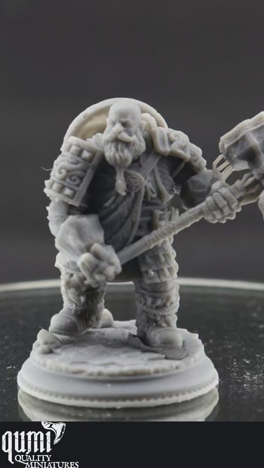 Fantasy Dwarf Cleric Miniature Kilroy 32mm 75mm Qumi DM Stash