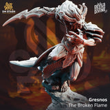 Dynamisch 3D-gedruckte Resin-Miniatur von Gresnos the Broken Flame in Kampfpose mit Klinge.