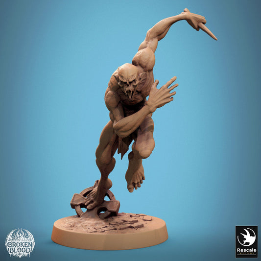 Tabletop RPG Miniature Ghoul Savage 32mm Qumi Rescale Miniatures Air Attack Quality Miniatures - Qumi Wargaming Mini Model Figure