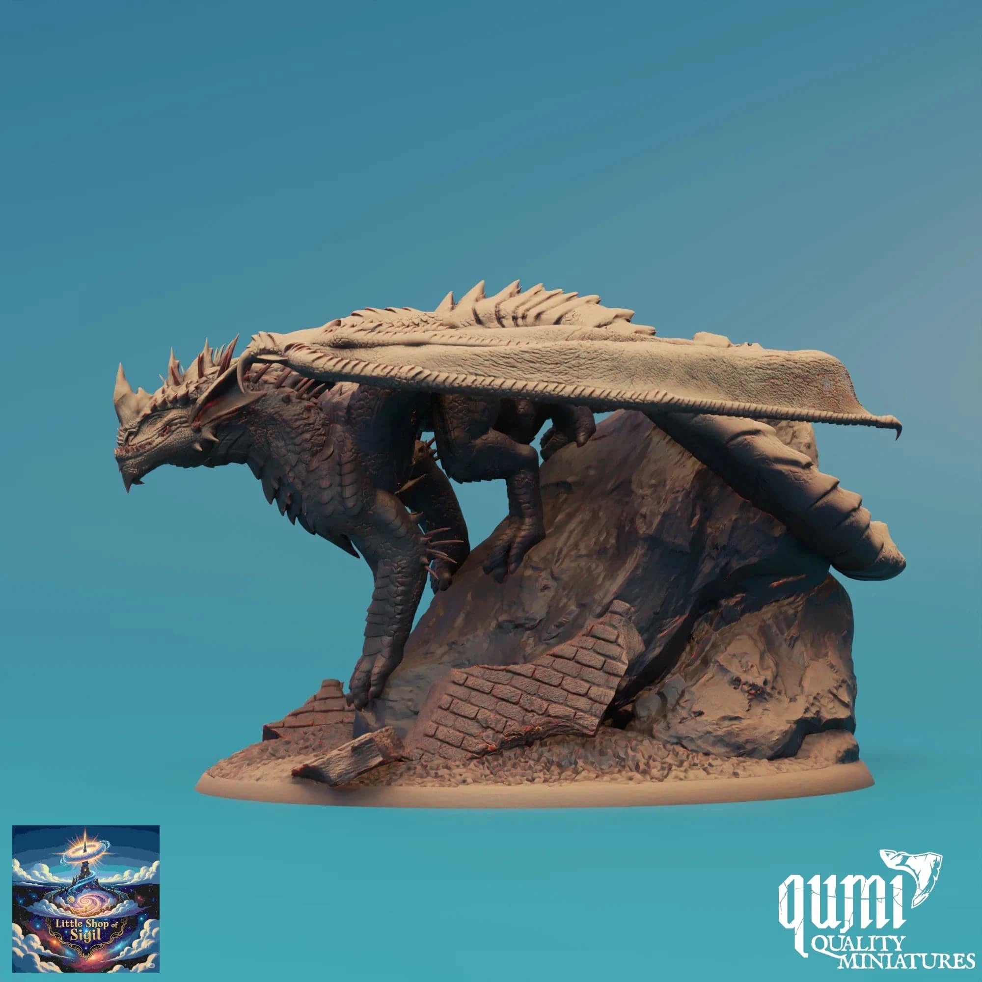 Minisature dragon-like creature on a base with 'qumi Quality Miniatures' branding.