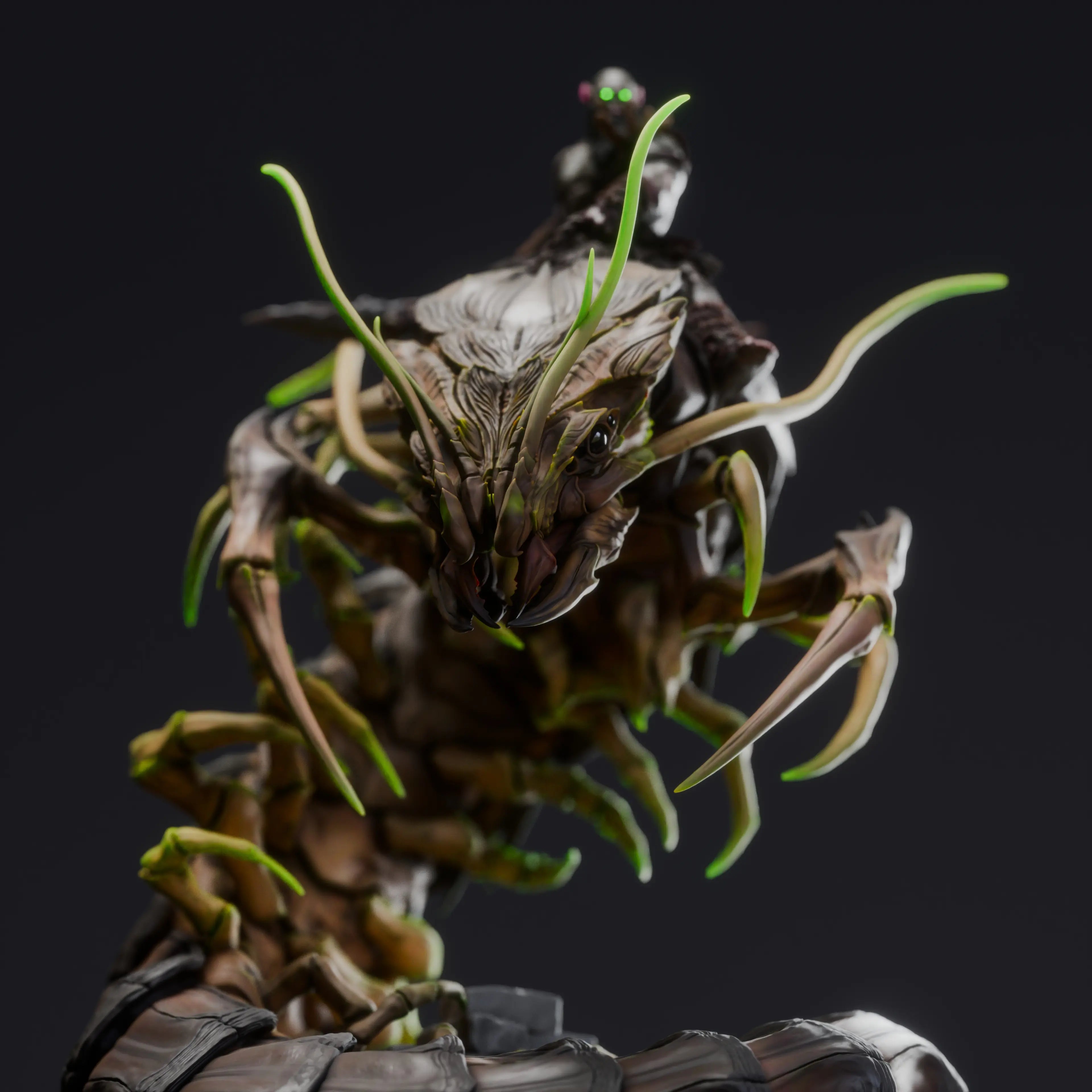 Rescaled fantasy war centipede miniature by Qumi, a detailed tabletop figure for RPGs and miniature wargaming.
