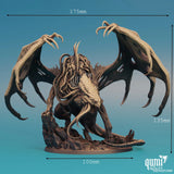 Unbemaltes 3D-gedrucktes Resin-Modell eines Elder Brain Dragons mit Maßangaben in Millimetern