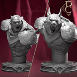 Zwei graue Resin-Büsten der Figur Mat Ador, dargestellt als orkähnlicher Krieger und Werwolf-Transformation.