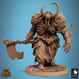 Dreiviertelansicht der gehörnten Pestilent Brute, die eine schwere Axt hält.