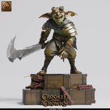 Dreiviertelansicht des Goblin-Kriegers mit Schutzbrille und Metallschulterstücken, eine große Klinge haltend.