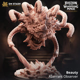 3D-gedruckte graue Resin-Miniatur eines Aberrant Observer Monsters mit zentralem Auge und Tentakeln auf einer felsigen Base.