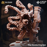 3D-gedruckte Monster-Miniatur Das verschlingende Auge befestigt an einer Ruinensäulen-Basis auf dunklem Hintergrund