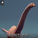 Close-up render of the Diplodocus head and long neck showing detailed skin texture and dorsal spines.