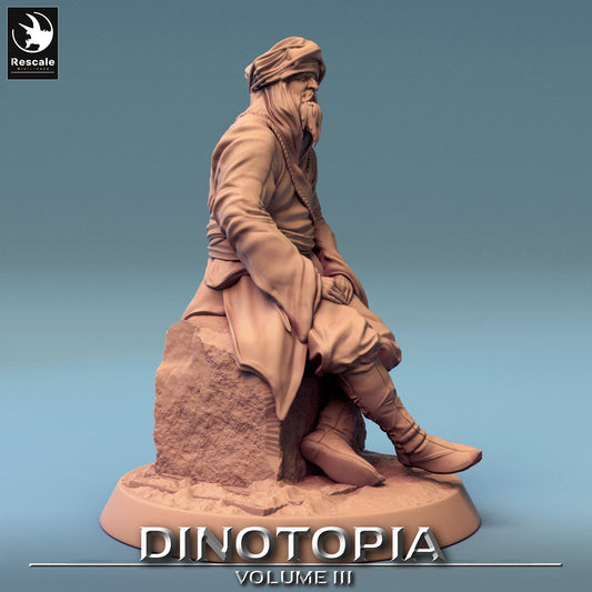 Tabletop RPG Miniature Look Elder 32mm Qumi - Rescale Miniatures Quality Miniatures - Qumi Wargaming Mini Model Figure