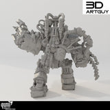 Rückansicht der Orc Waaaghboss Figur mit mechanischen Auspuffrohren und detaillierter Panzerung.