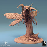Close-up of the archer rider mounted on the head of the insectoid creature.