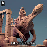Detailed portrait of the Therizinosaurus rider and dinosaur head sculpt