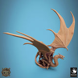 Seitenansicht der Drachenreiter Miniatur im 32mm Maßstab mit detaillierten Flügeln.