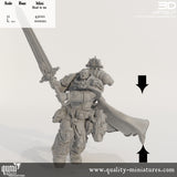 Verräter-Kommandant Figur mit Größentabelle für 32mm und 100mm Maßstabsoptionen