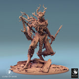 Tree monster miniature, side profile, dynamic pose with wooden blades.