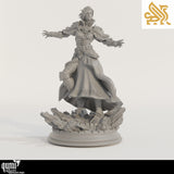 Vorderansicht der detaillierten Resin-Miniatur mit komplexer Rüstung