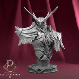 Graue, 3D-gedruckte Resin-Büste des Verdant Sentinel mit detaillierter Holz-Struktur auf einem runden Sockel.