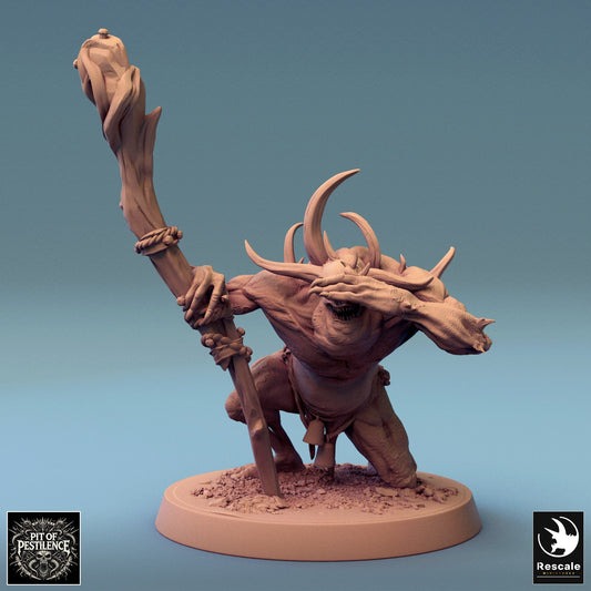Tabletop RPG Miniature Putrid Servants - 32mm Qumi - Rescale Miniatures V2 look scepter Quality Miniatures - Qumi Wargaming Mini Model Figure