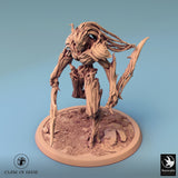 Humanoid Archer Tabletop Miniature - Branchblades by Qumi, 3D printed resin tabletop miniature for RPGs, wargaming and painting